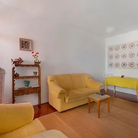 Apartment Mit Balkon Und Aussicht In Sao Martinho By Interhome